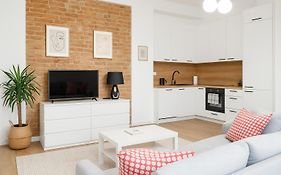 Luxury Design Apartments - Poznańska Warsaw City Center